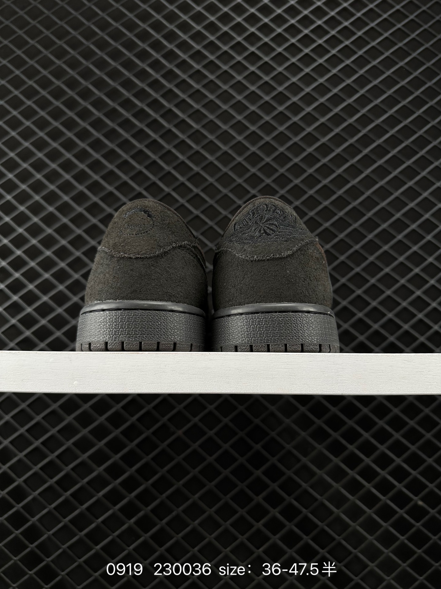 Travis Scott x Air Jordan 1 Low 